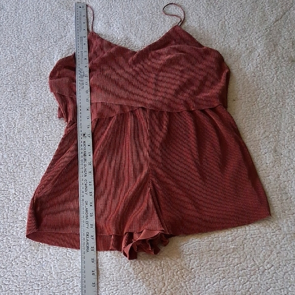 Silence + Noise Terracotta Sleeveless Romper - Picture 4 of 6